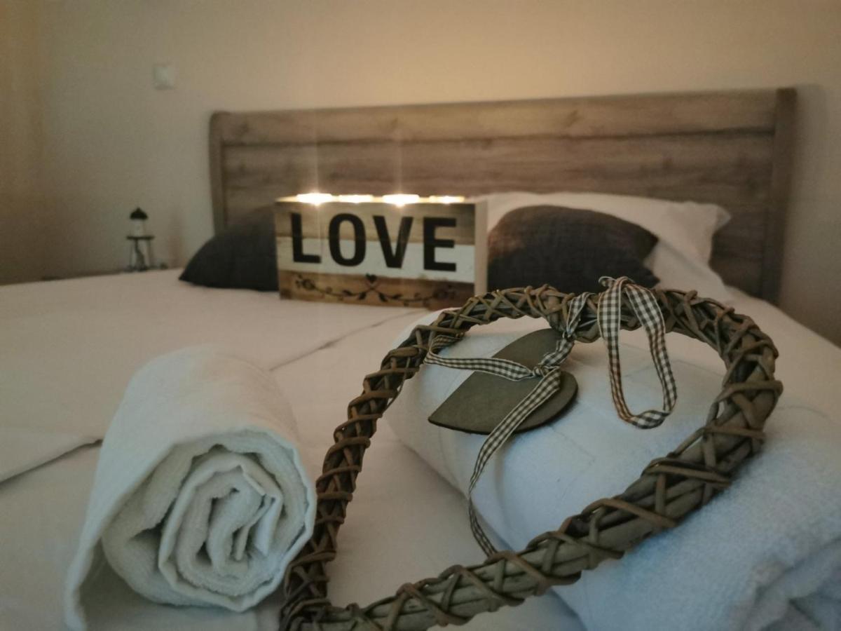 Hotel Capital Lux ニドリ エクステリア 写真