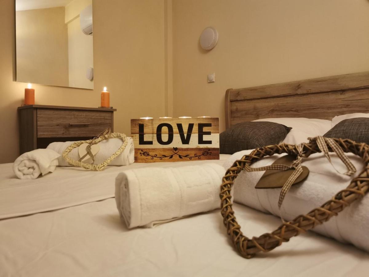 Hotel Capital Lux ニドリ エクステリア 写真